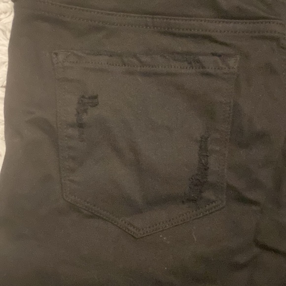 Black Distressed Jeans from Fashion Nova - Picture 4 of 4